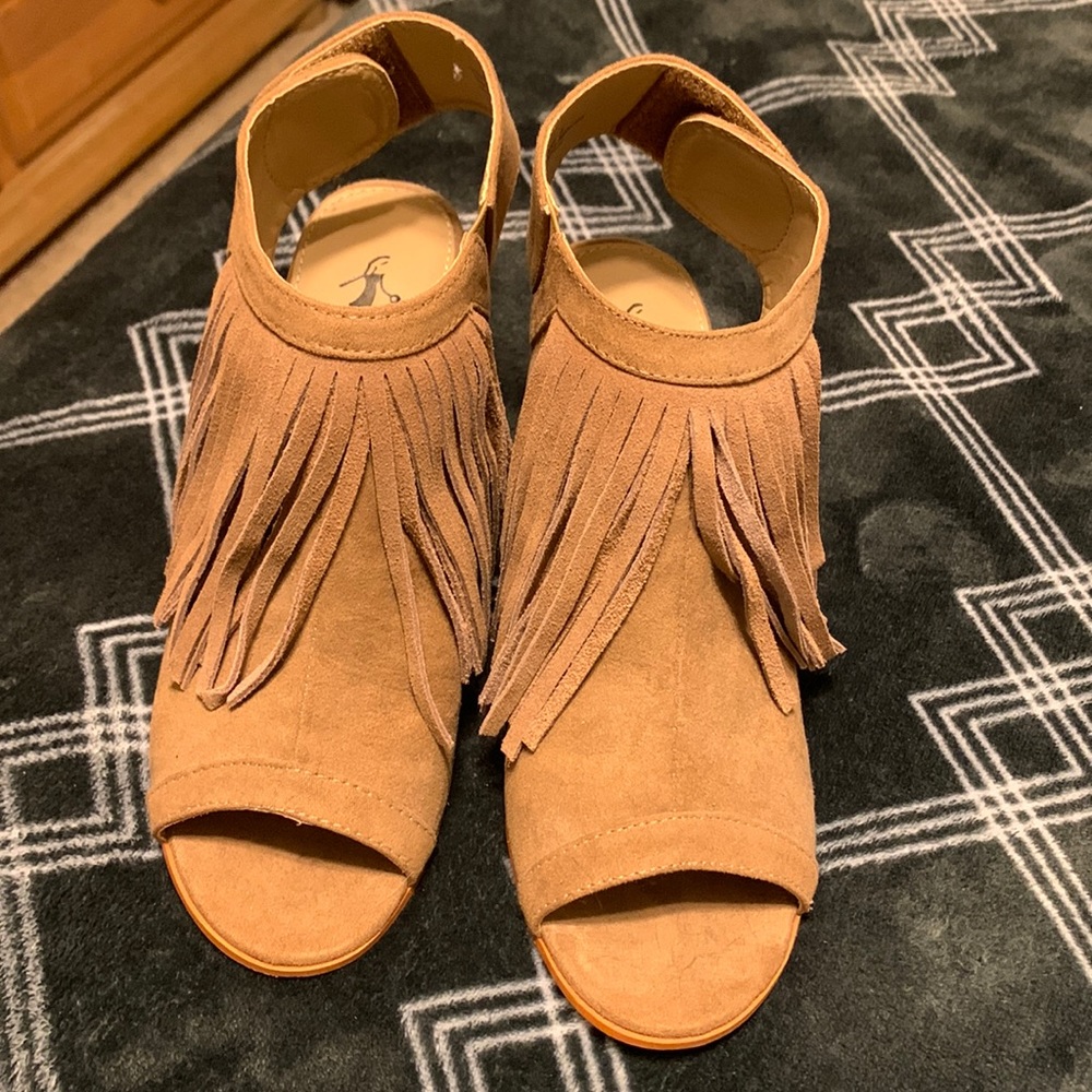 Corkys size 8 never worn